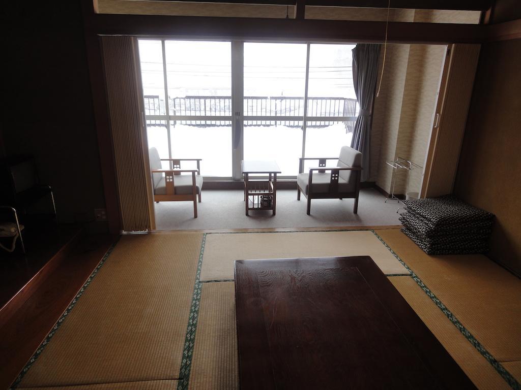 Hotel Tomiya Yuzawa (Niigata) Phòng bức ảnh